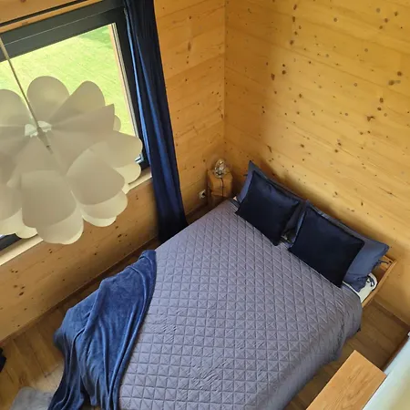 House Beskidy - Dom Z Drzewa Ksiezycowego Z Sauna I Balia Jacuzzi!! شقة *